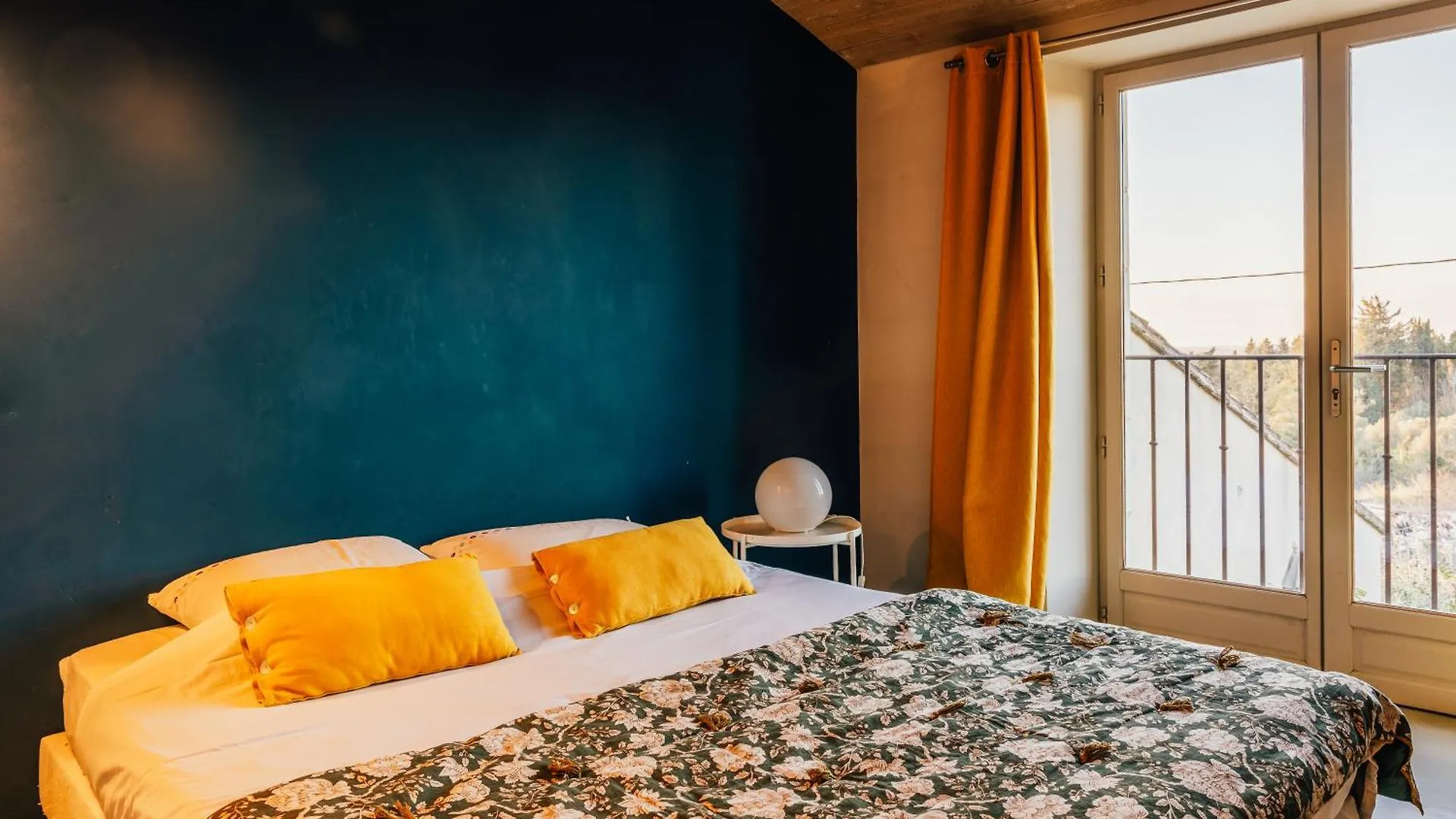 Le Mas Du Bout Eygalières Vakantiehuis