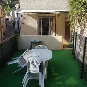 Chez Arlette Auriol